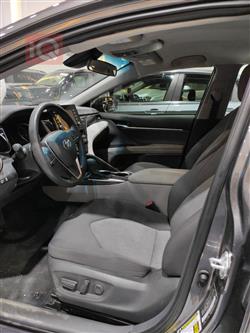 تۆیۆتا کامری